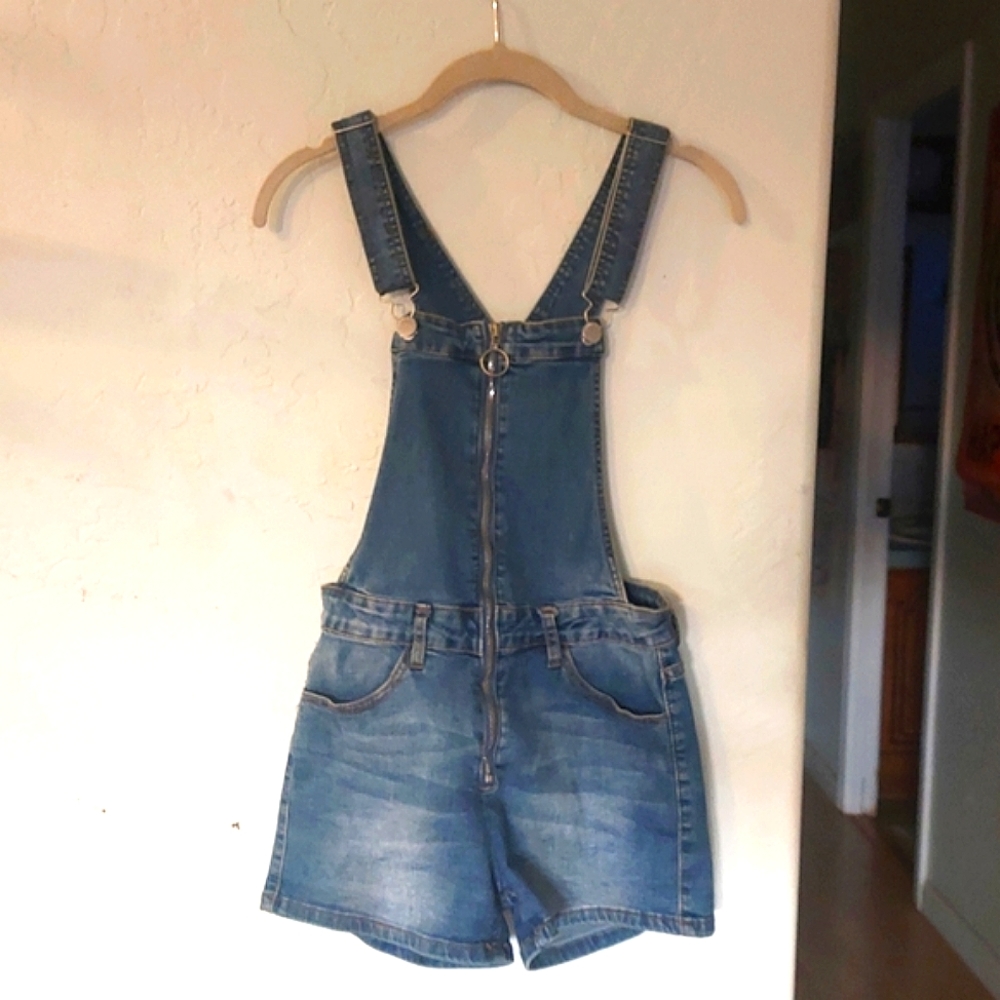 Adorable Denim Overalls! (Small)
